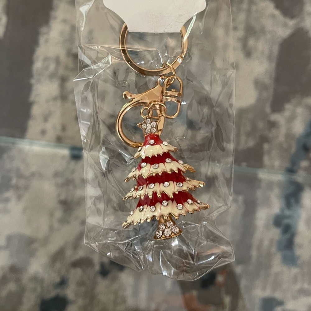 Gold Chrismas Tree Keychain